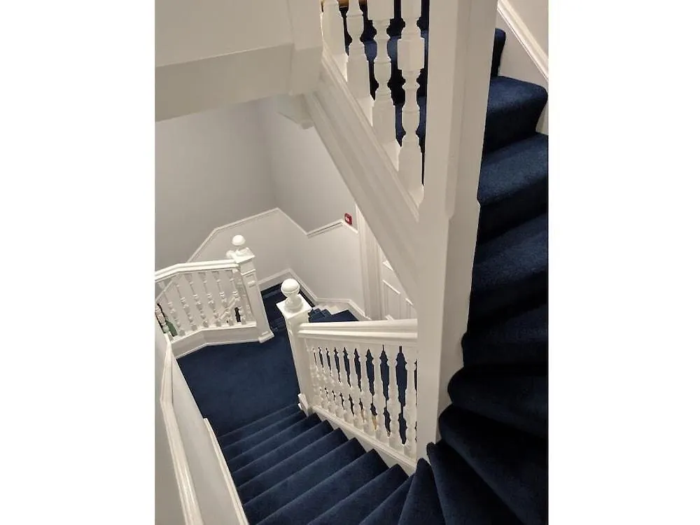Falcon Crest Guest House Edimburgo