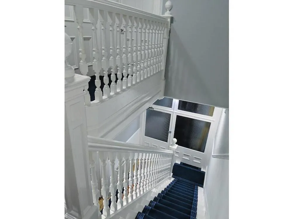 Falcon Crest Guest House Edimburgo